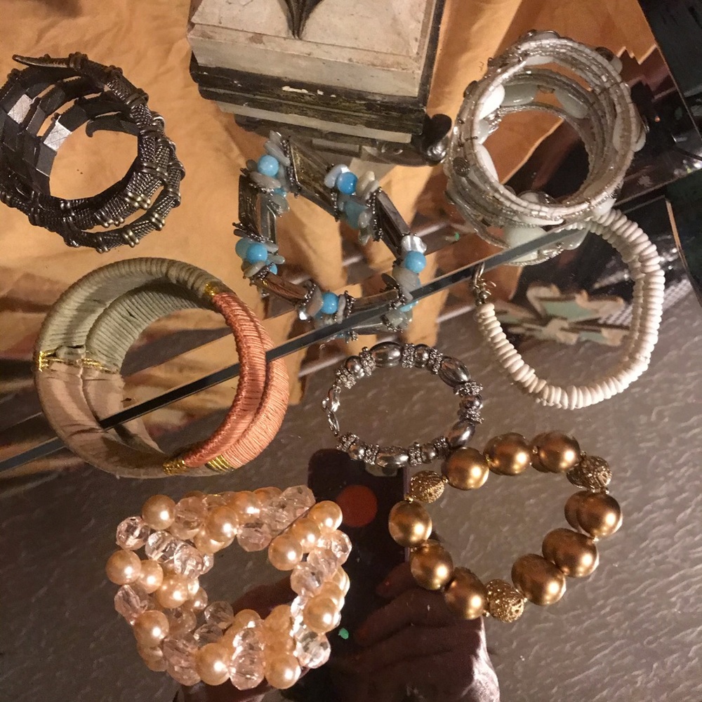 Bracelets - Picture 5 of 5